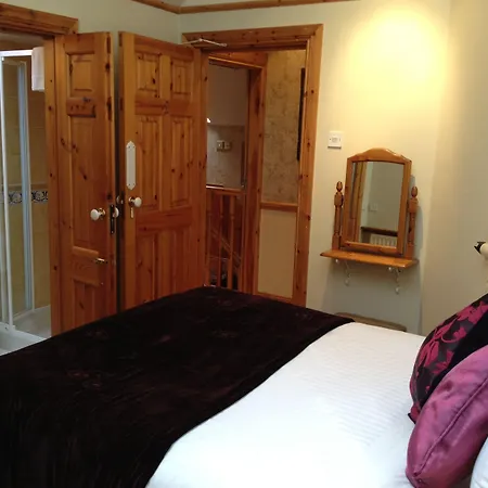 فندق مبيت وإفطار Copper Kettle كيلارني